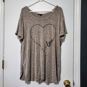 Discreet Womens Heart Graphic Short Sleeve Tee Size 3X